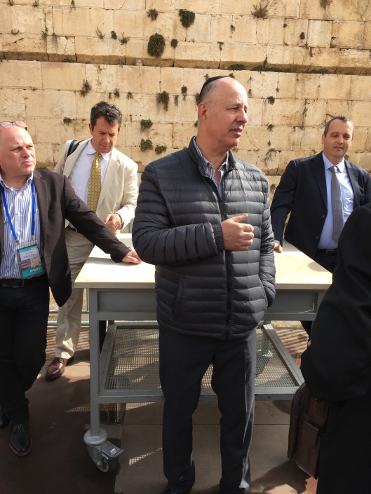 Tzachi Hanegbi at Kotel - November 2017